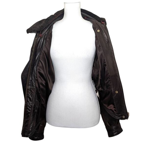 Andrew Marc Croc Embossed Brown Leather Moto Jacket Faux Fur Collar Women’s M - Picture 7 of 11